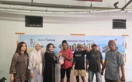 Bank Sulteng Berbagi Hewan Kurban  ke Warga dan Karyawan