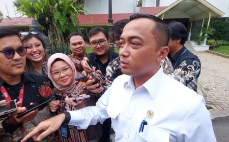 Publik Tanya Anggaran Jam Tangan Mewah Hadiah Presiden ke Timnas, Begini Penjelasan Mensesneg