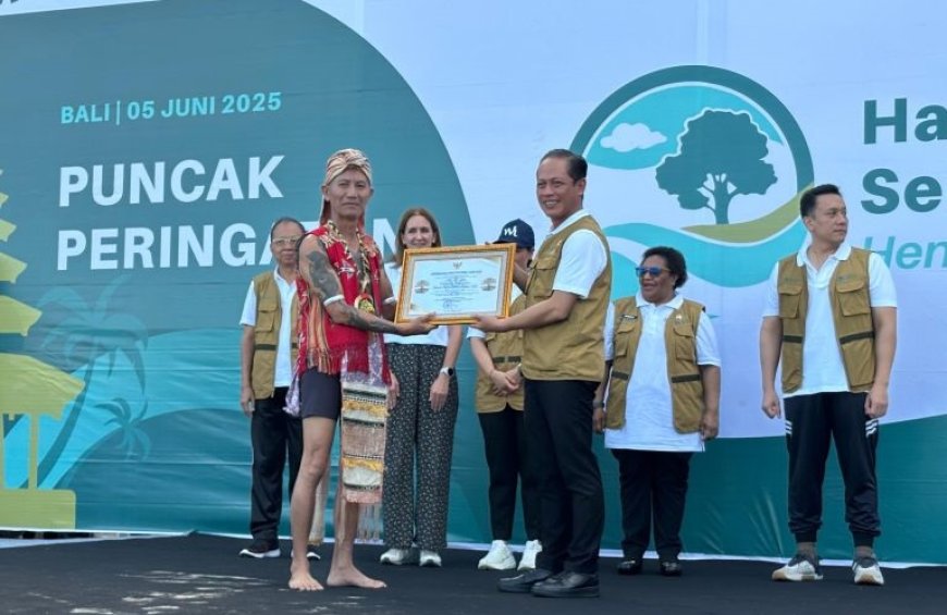 Menteri LH Serahkan Kalpataru Lestari Kepada 12 Pahlawan Lingkungan, Ini Daftarnya