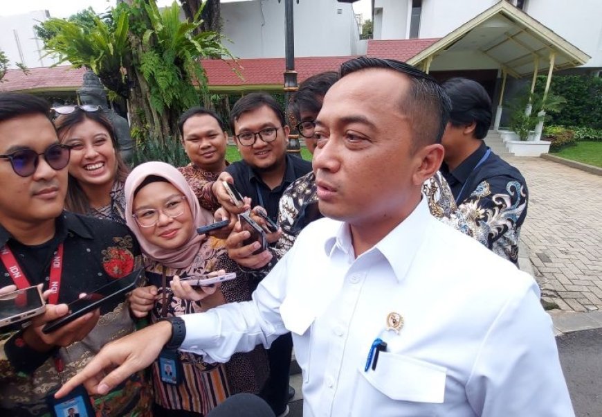 Publik Tanya Anggaran Jam Tangan Mewah Hadiah Presiden ke Timnas, Begini Penjelasan Mensesneg