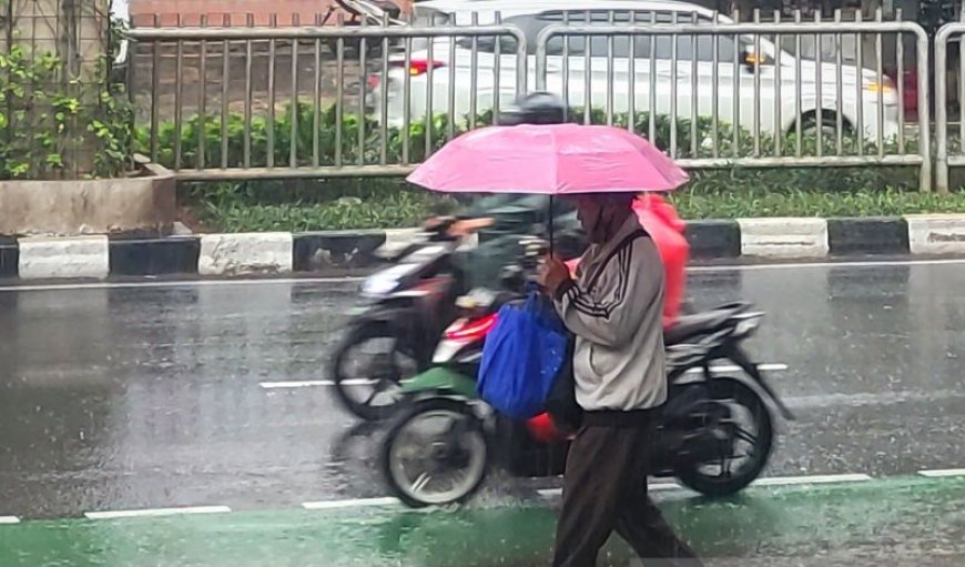 BMKG: Hujan Guyur Mayoritas Kota Besar dan ROB di Wilayah Pesisir