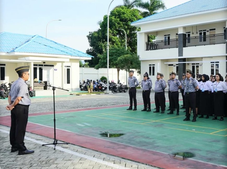 Pegawai Imigrasi Harus Jadi Teladan