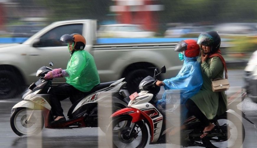 BMKG Prakirakan Mayoritas Wilayah Indonesia Berawan Hingga Hujan