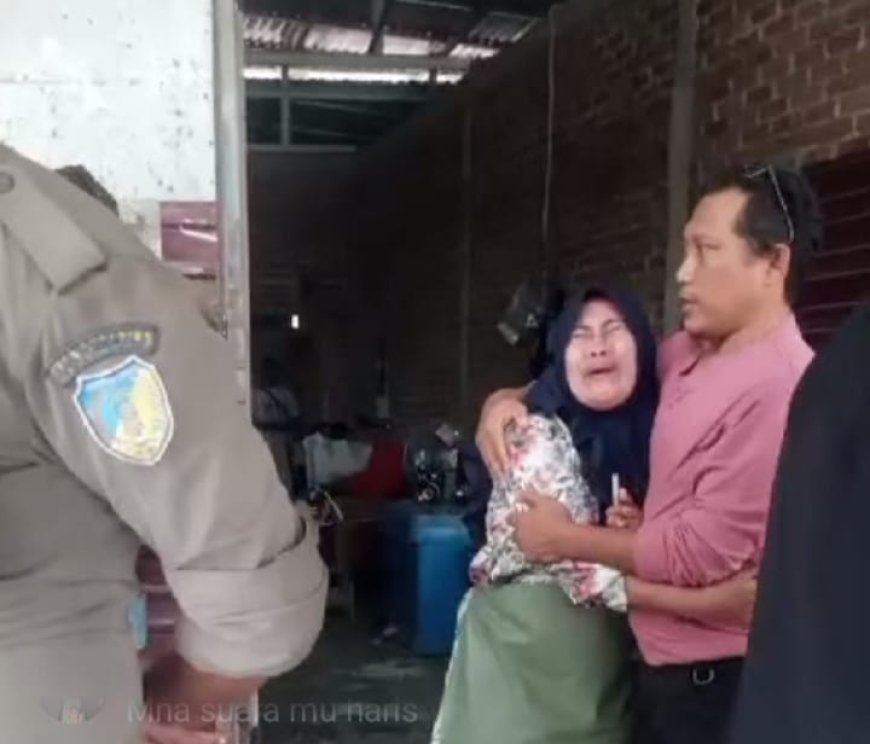 Pedagang Ikan Menangis Histeris, Nyaris Adu Jotos dengan Petugas