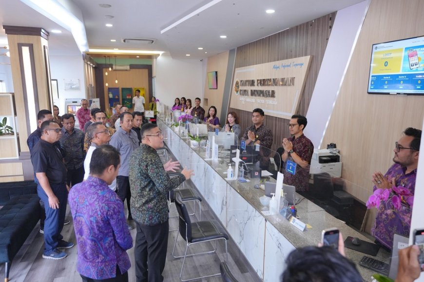Tinjau Kantah Denpasar, Wamen ATR/Waka BPN Tekankan Pentingnya Budaya Melayani