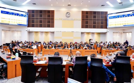 Rapat Bersama Banggar DPR RI, Sekjen Kementerian ATR/BPN Optimis Ada Peningkatan PNBP pada 2026