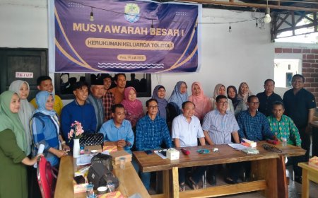 Dr Irwan Haruna Terpilih Secara Aklamasi Nahkodai Kerukunan Keluarga Tolitoli
