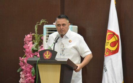 Untad Kembali Aktifkan Puluhan Honorer