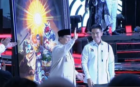 Presiden Prabowo Kritik Fenomena "Sok Tahu" di Media Sosial