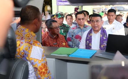 Tinjau Layanan Sertipikat Keliling di Tangerang, Wamen Ossy: Wujud Peningkatan Pelayanan Publik