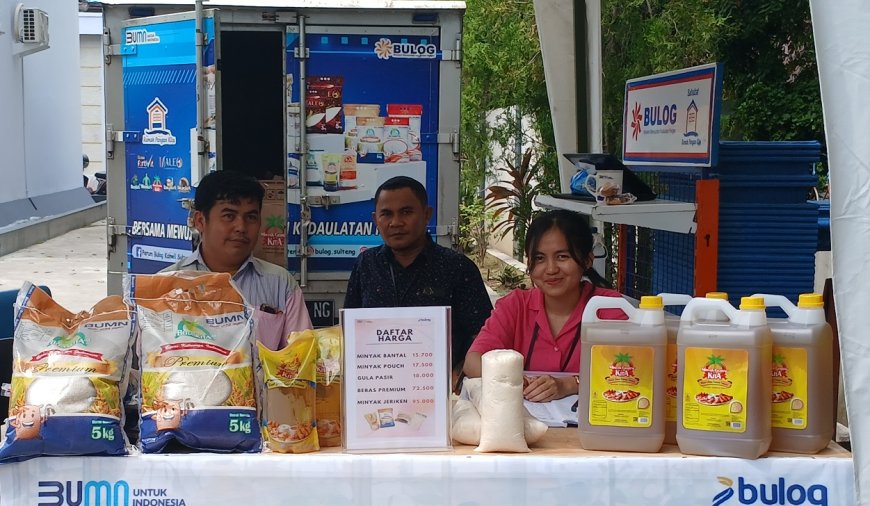 Stok Beras Premium  di Bulog Poso 12 Ton