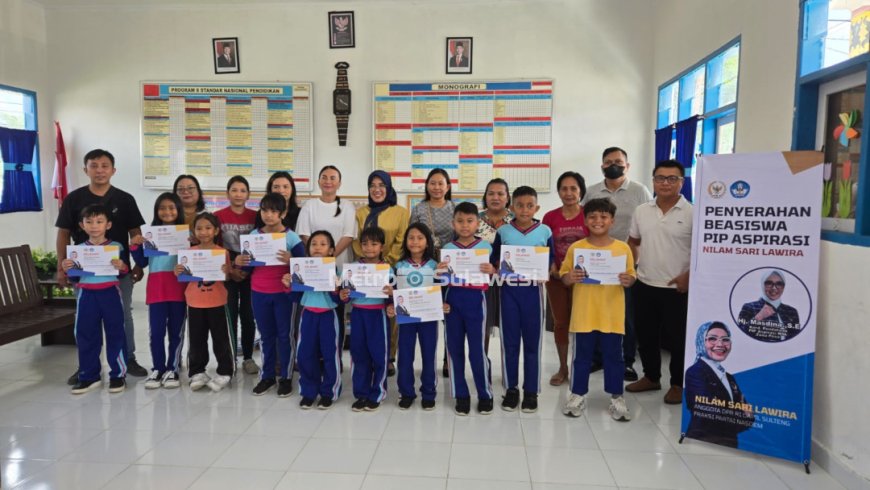 1.349 Siswa Terima Beasiswa  Aspirasi dari Nilam Sari Lawira
