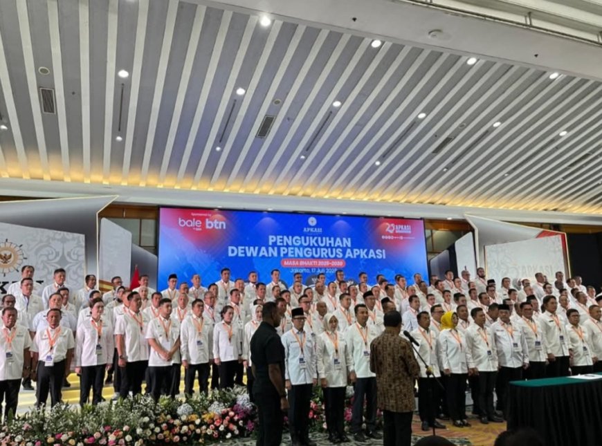 Bupati Poso Dikukuhkan sebagai Pengurus Apkasi oleh Mendagri