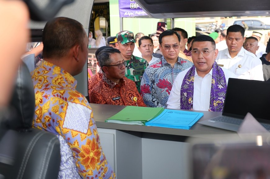 Tinjau Layanan Sertipikat Keliling di Tangerang, Wamen Ossy: Wujud Peningkatan Pelayanan Publik