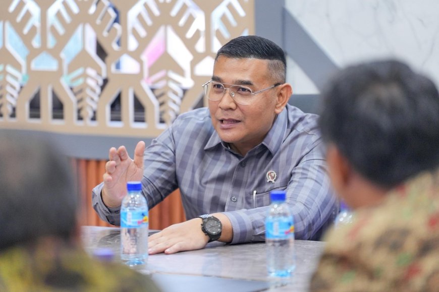 Berikan Pengarahan Bagi Jajaran Kanwil BPN Provinsi NTB, Wamen Ossy Titipkan Empat Pesan