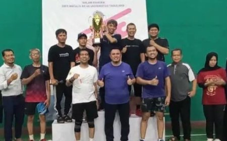 Fatek Juara Umum Badminton  Dies Natalis Untad