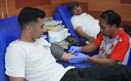 Imigrasi Palu Donor Darah Peringati Kemerdekaan RI