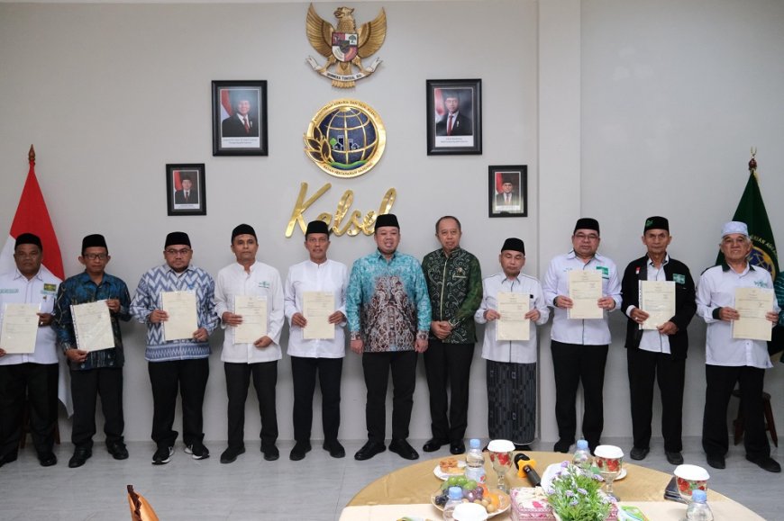 Serahkan 11 Sertipikat Tanah Wakaf, Menteri Nusron Dorong Kolaborasi Lintas Organisasi Keagamaan