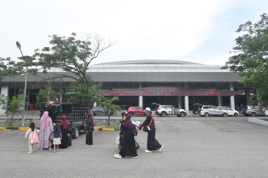 Tak Serta Merta Status Internasional, Bandara Mutiara SIS Al-Jufri Diberi Waktu Enam Bulan 