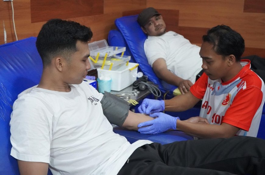 Imigrasi Palu Donor Darah Peringati Kemerdekaan RI
