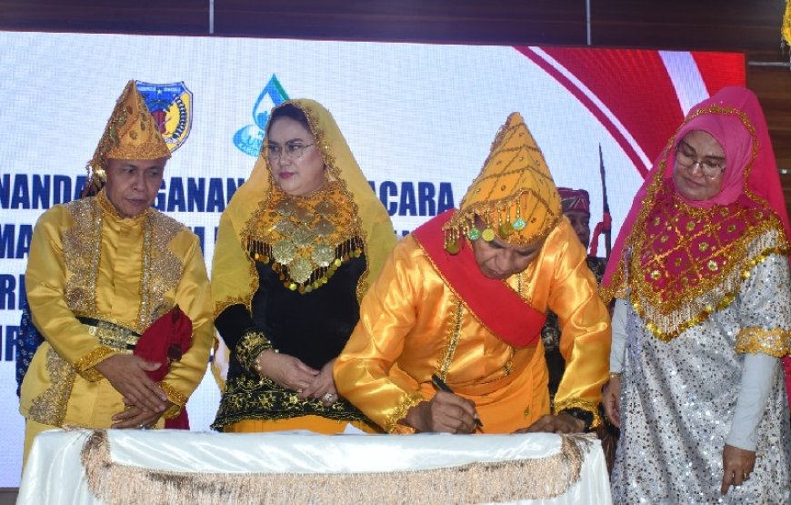 Kado HUT Proklamasi, PDAM Uwe Lino Terima Aset dari Pemda Donggala