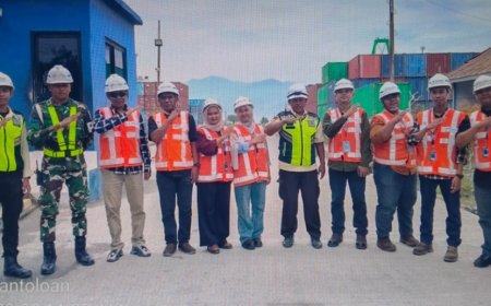 Pelindo Berbagi Berkah dengan Pekerja Eksternal Tenaga Kerja Bongkar Muat dan Sopir Truck di Terminal Petikemas Pantoloan