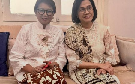 Dua Mantan Menteri, Sri Mulyani dan Retno Marsudi: Berbeda Namun Sama