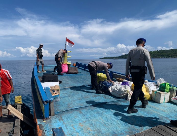 Demi Keselamatan, Polairud Polres Touna Awasi Ketat Kapal Penumpang