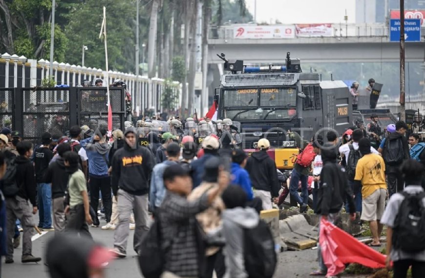 Berikut Lima Anggota DPR Yang Dinonaktifkan karena Ucapannya Menyakiti Rakyat