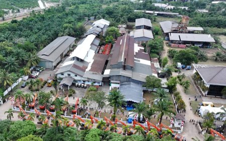 Menteri Nusron Dampingi Presiden Prabowo Saksikan Penyerahan Barang Rampasan Negara kepada PT Timah Tbk