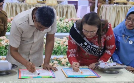 Bupati Vera Hadiri Gebyar Membatik 2025