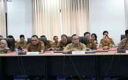 Gubernur Anwar Minta Benahi Manajemen Kepegawaian