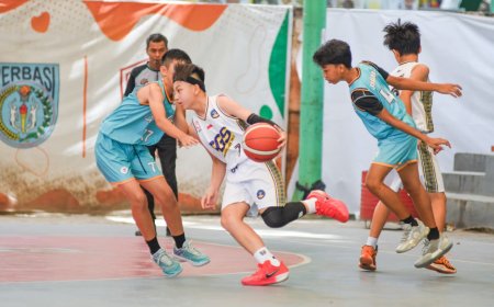 Kejuaraan Basket Antar SMP se-Kota Palu Bergulir: Stella Gracia Menang Dramatis di Laga Perdana