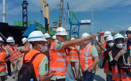 Aktivitas Bongkar Muat di Pelabuhan Pantoloan Tumbuh Positif hingga September 2025