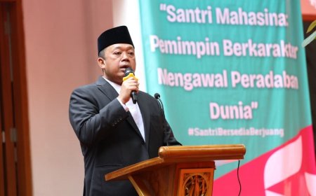 Peringati Hari Santri Nasional 2025, Menteri Nusron: Jadi Generasi yang Menyejahterakan Rakyat Indonesia