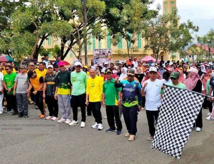 Sambut HUT ke-26 Kabupaten Buol, Ribuan Warga  Ikuti Jalan Santai