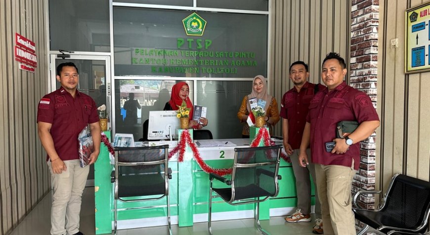 Imigrasi Palu Sebarkan Informasi Keimigrasian Door to Door di Tolitoli