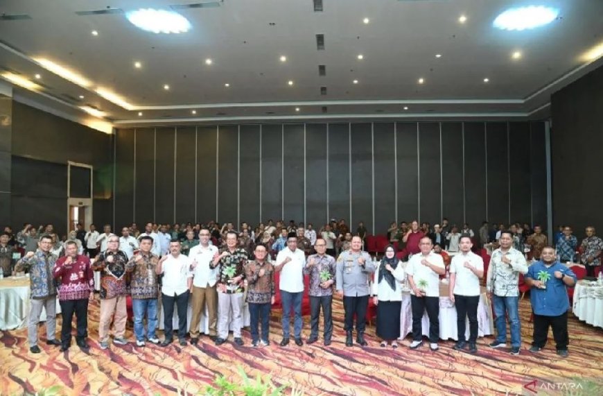 Celebes Forum GAPKI Sulawesi Bahas Digitalisasi Kelapa Sawit