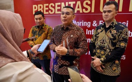 Presentasi Uji Publik, Wamen Ossy: Pastikan Layanan Berjalan Transparan dan Mudah Diakses Publik