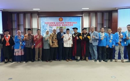 Dosen Unismuh Raih Doktor Predikat Cumlaude