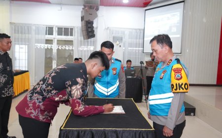 Ratusan Cabin Brimob Polda Sulteng Tandatangan Pakta Integritas