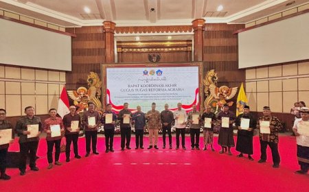Serahkan Sertipikat di Bali, Menteri Nusron Ungkap Manfaat Sertipikasi Tanah untuk Perekonomian