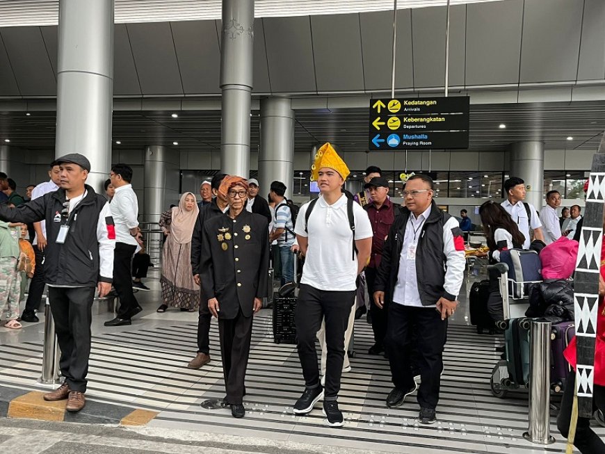 Kaesang Pangarep  Buka Rakorwil PSI se Sulteng