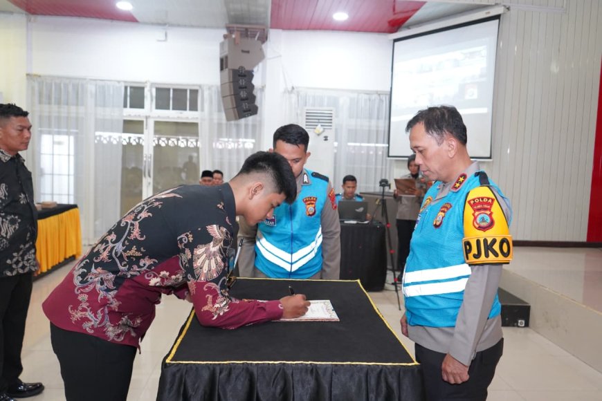 Ratusan Cabin Brimob Polda Sulteng Tandatangan Pakta Integritas