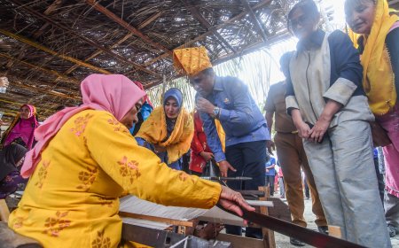 Networking of Tenun Towale Dorong Tenun Donggala ke Pasar Internasional