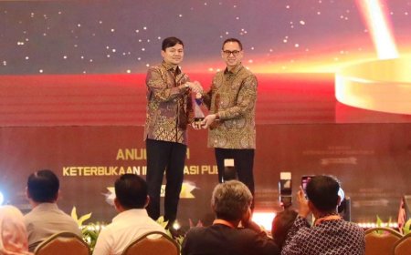 Konsisten Lima Tahun Berturut-turut, Kementerian ATR/BPN Raih Penghargaan Badan Publik Predikat Informatif 2025