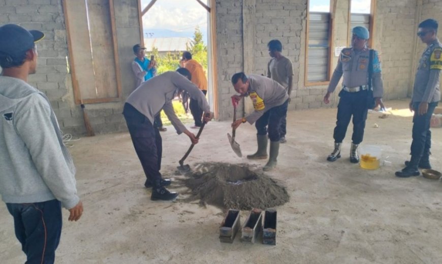 Anggota Polsek Lore Utara Gelar Bakti Religi