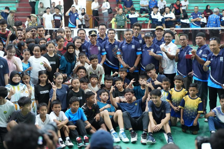 Gubernur Anwar Buka Kejurprov Bulutangkis Sulteng 2025