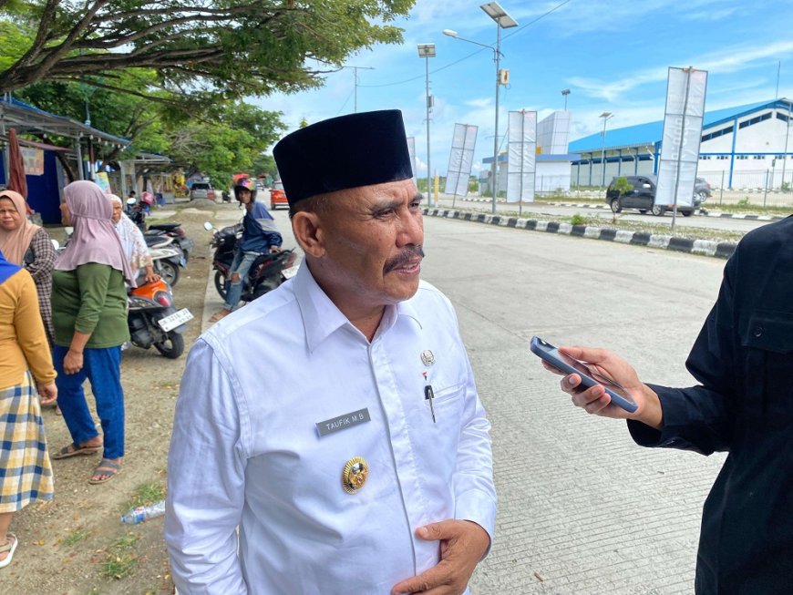 Wabup Donggala: Camat Harus Profesional