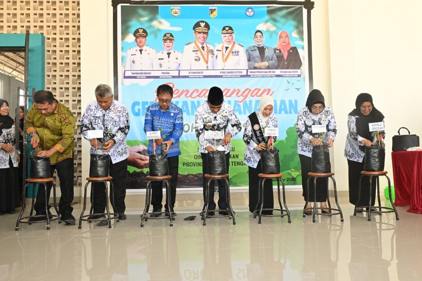 Gubernur Anwar Hafid Canangkan Gertam Cabai di Sekolah